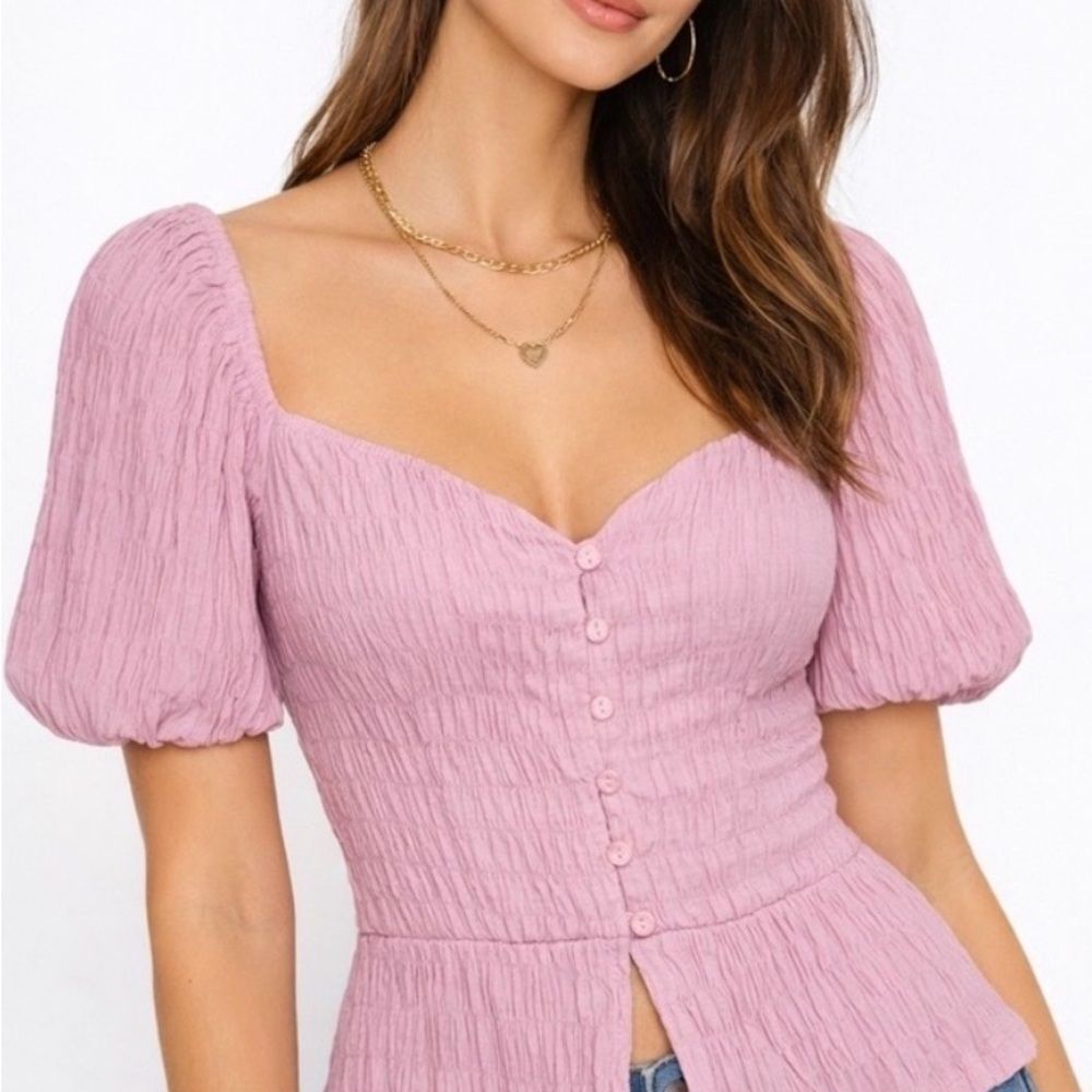 Astr Lilac Puff Sleeve Button-Front Peplum Top